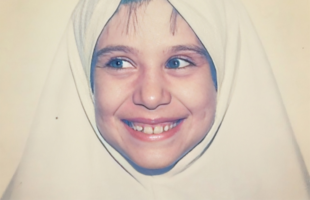 گلنوش قهرمانی کودکی⁩