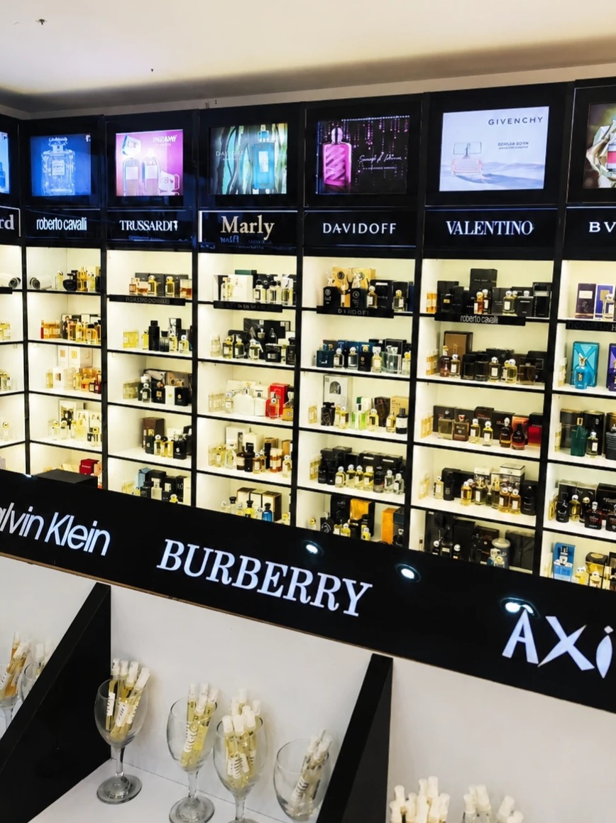 انواع عطر و ادکلن در فروشگاه ادکلن بازان بهترین عطر فروشی در کرج