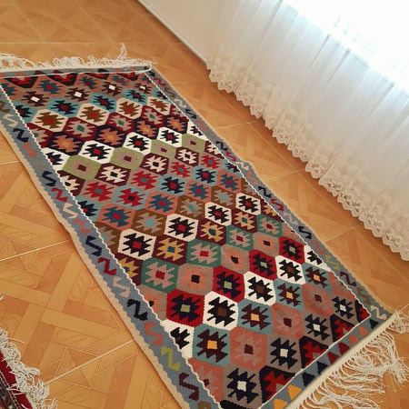 گلیم فرش اتاق خواب