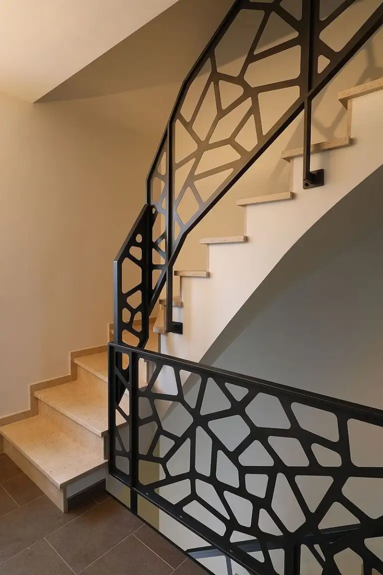 نرده راه پله فرفورژه