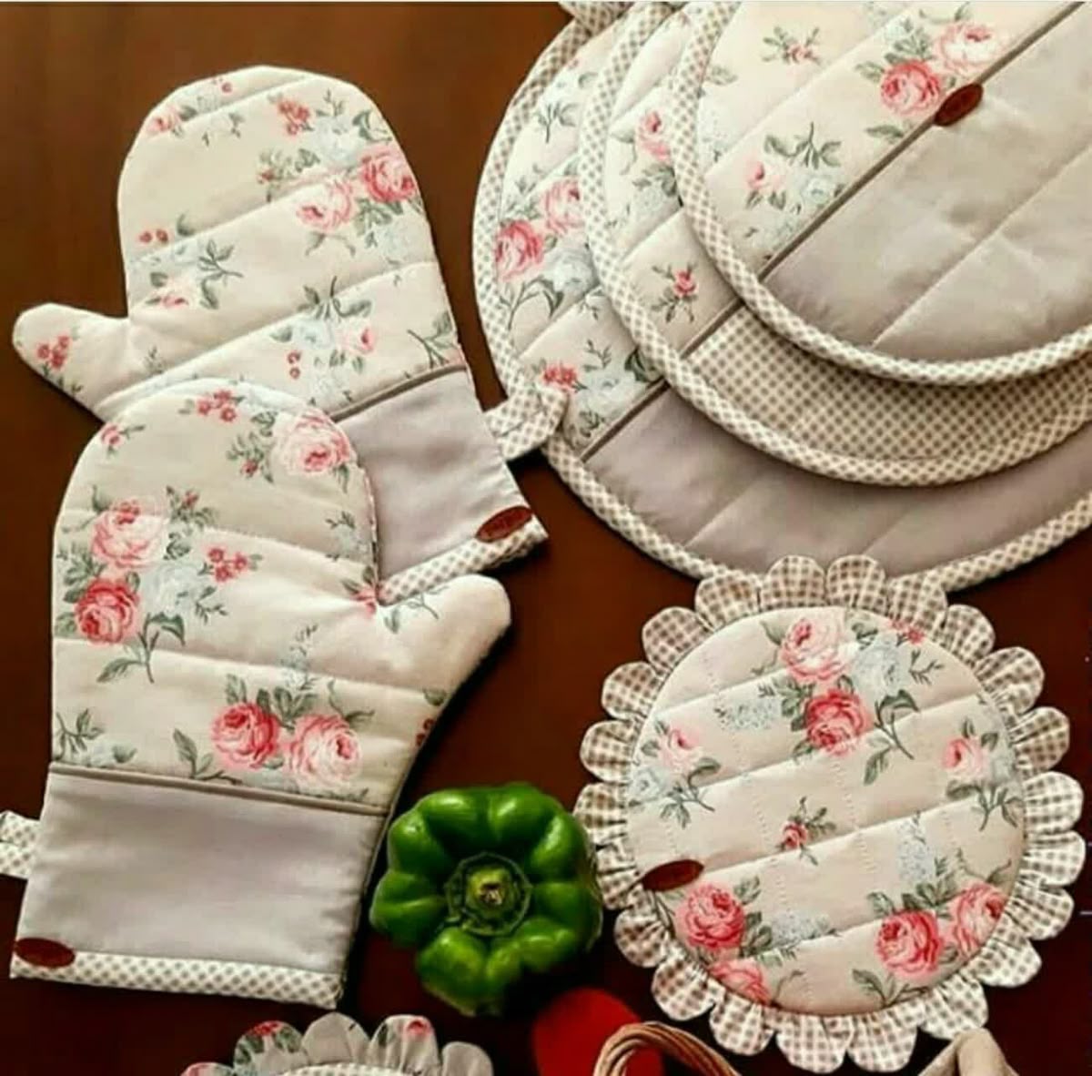 پیشبند و دم کنی ست