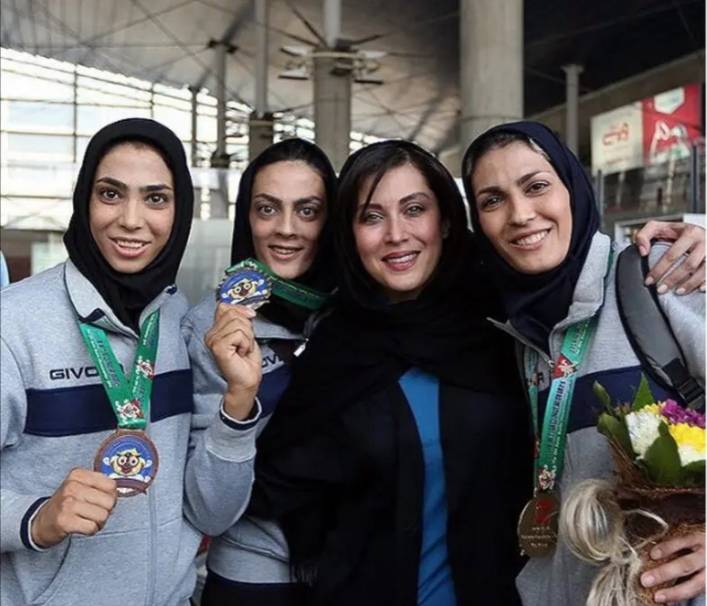 الهه منصوریان - شهربانو منصوریان - سهیلا منصوریان - مهتاب کرامتی 