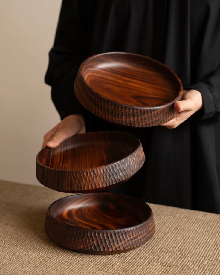 کاسه چوبی 