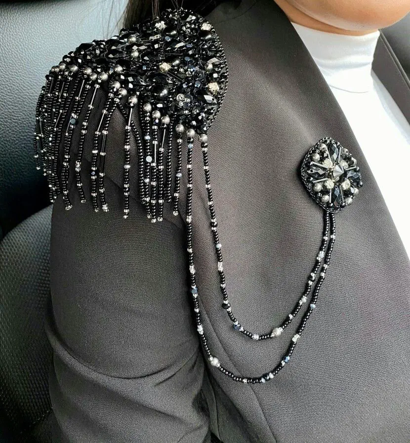 جواهر دوزی روی کت مجلسی