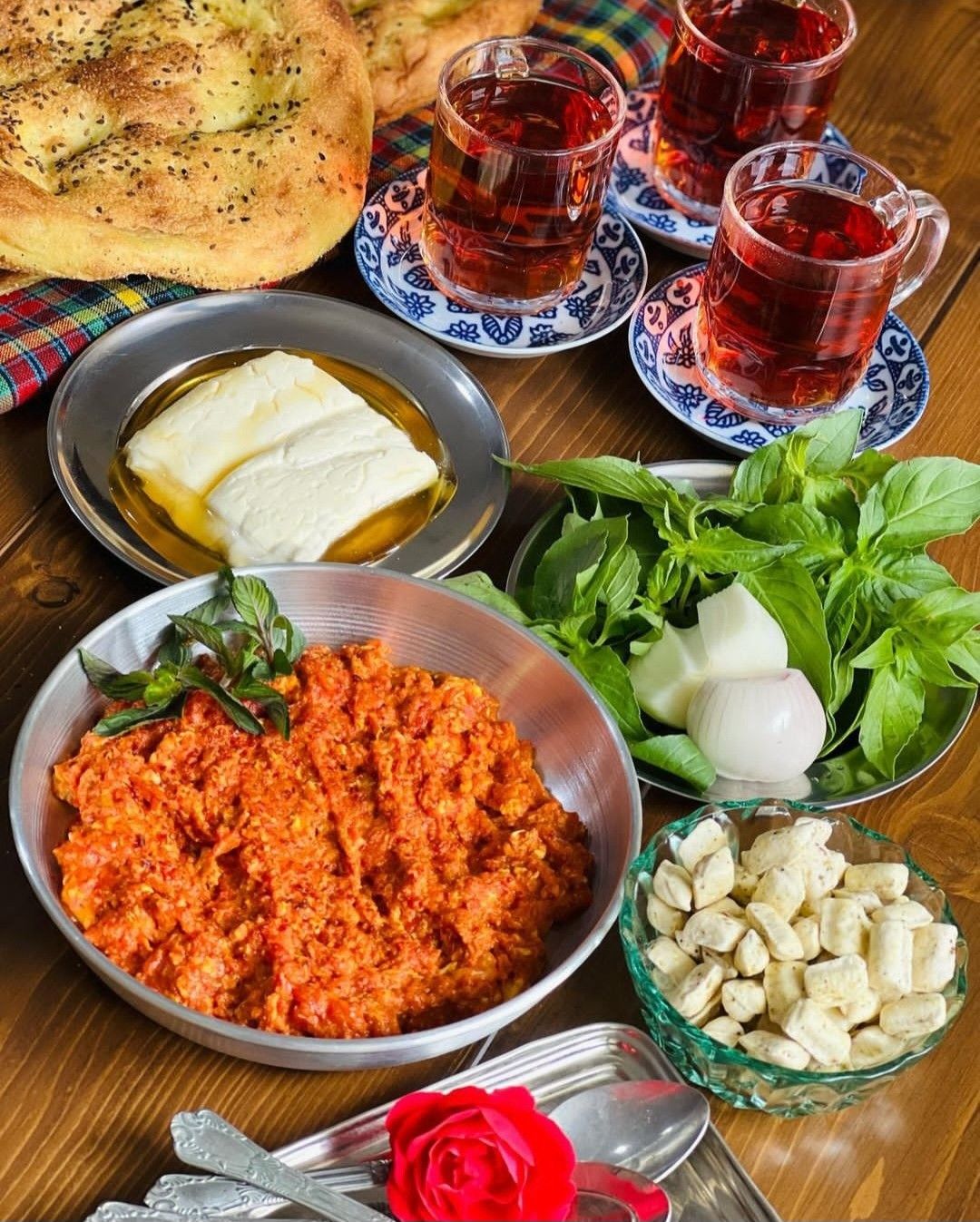 تزیین املت - دیزاین کنار املت