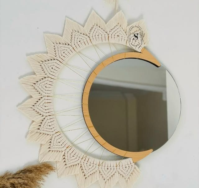 آینه مکرومه