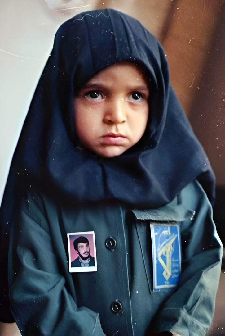 عکس معروف زهرا کاوه