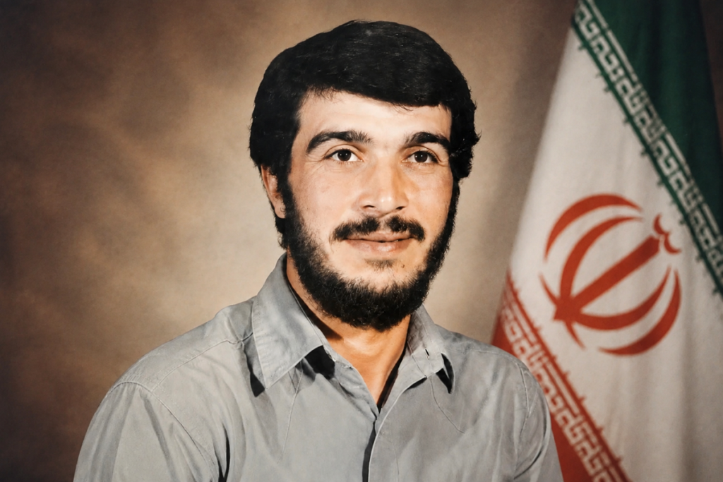 زندگینامه شهید محمود کاوه با عکس همسر و فرزندش+ نحوه شهادت و مقبره او