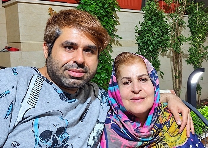 امیر نوری و مادرش