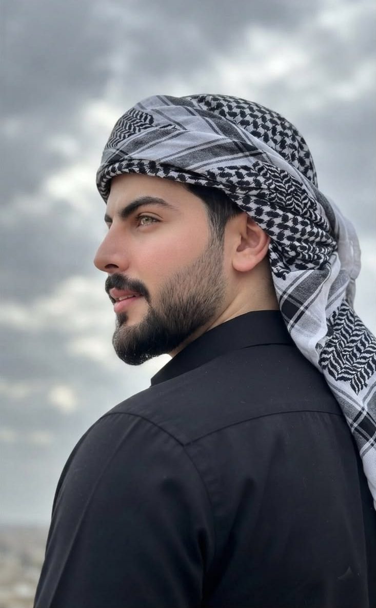 عکس پروفایل پسرانه با چفیه