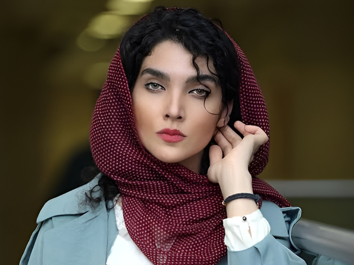 سارا رسول زاده