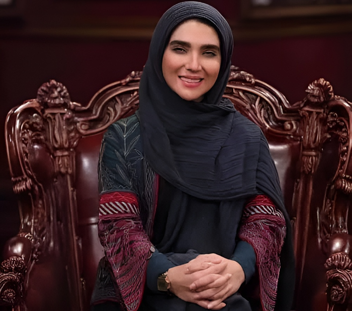 سارا رسول زاده