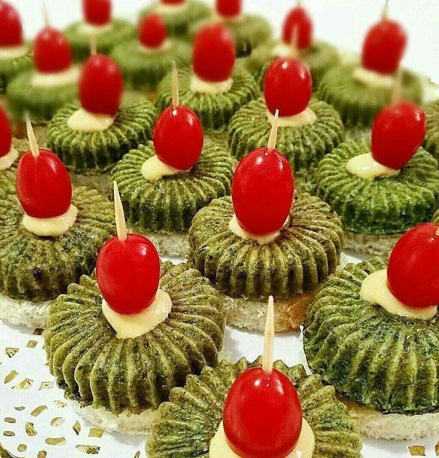 تزئین کوکو سبزی مجلسی