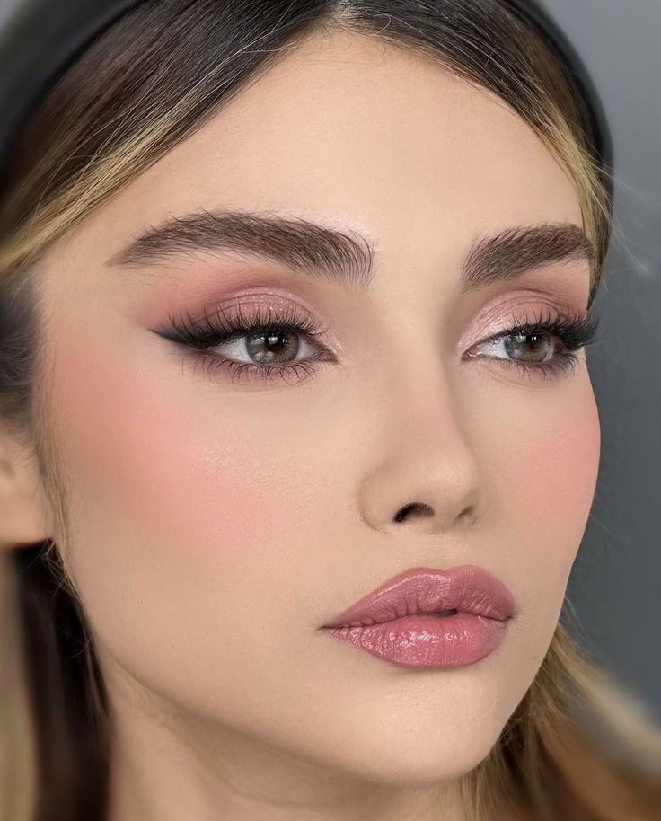 آرایش دخترانه برای عروسی؛ لایت، باکلاس و جدید