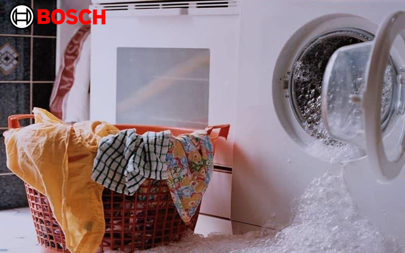 نشت آب و کف از ماشین لباسشویی bosch