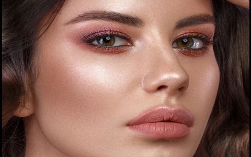 پوست صاف و درخشان