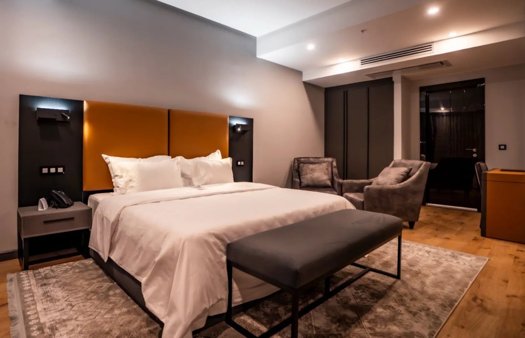 عکس اتاق های هتل آراز نوشهر