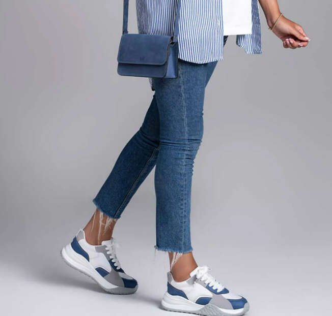 انتخاب رنگ کفش در استایل ها