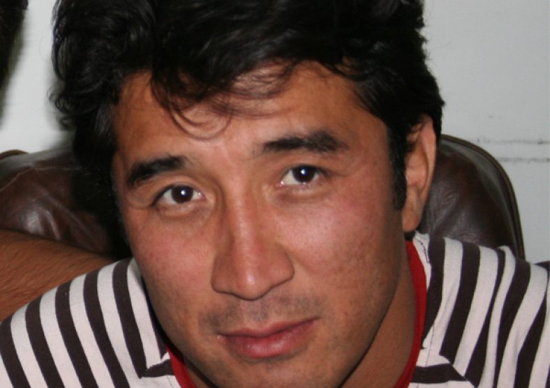 بیوگرافی خداداد عزیزی