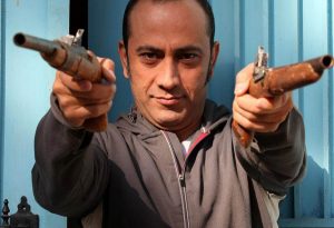 بیوگرافی عارف لرستانی