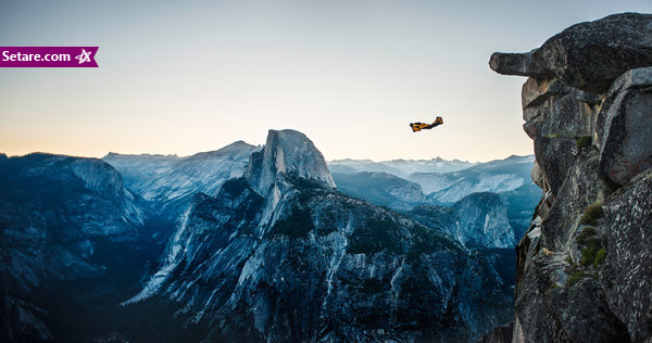 بیس جامپینگ - جامپر - تجهیزات مورد نیاز برای بیس جامپینگ - خطرناک‌ترین ورزش‌های جهان - پرش ایستگاهی - پرش با چتر - پرش از صخره - پارک ملی یوسمیتی در کالیفرنیا - Base Jumping - Yosemite National Park