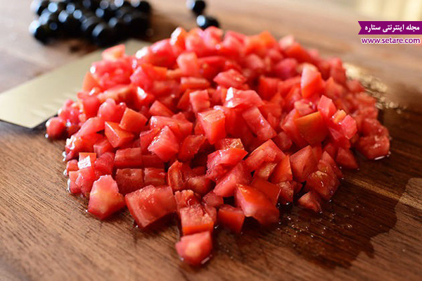 سالاد ماکارونی با کالباس،سالاد ماکارونی مخصوص،طرز تهیه سالاد ماکارونی،گوجه