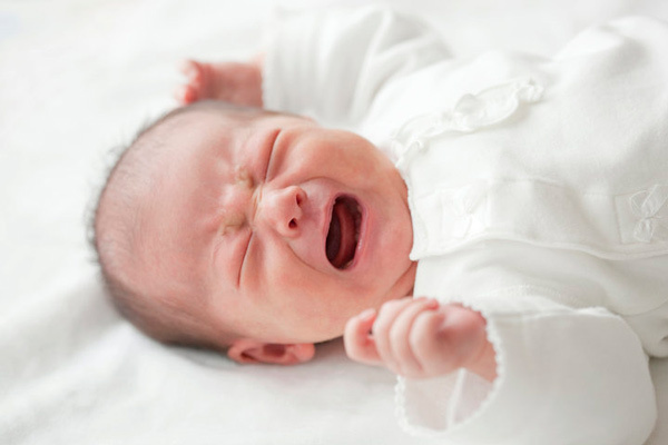 دلایل ناله های نوزاد در خواب چیست؟