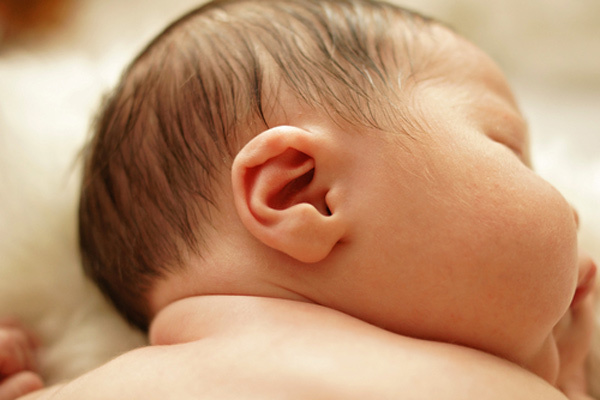 مشخصات شکل طبیعی گوش نوزاد چیست؟