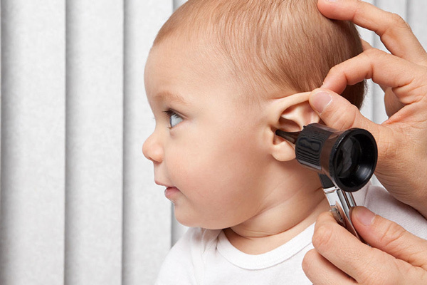 عفونت گوش نوزادان را چگونه درمان کنیم؟