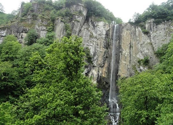 آبشار لاتون، مرتفع‌ترین آبشار ایران