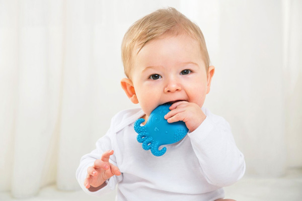 ژل دندان نوزاد چه کاربردی دارد؟