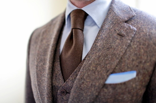 پاپیون یا کراوات؟ کدام انتخاب بهتری است؟