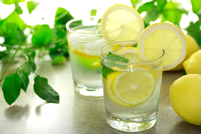 درمان کلیه درد با آب لیمو 