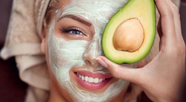 ده روش عالی برای آبرسانی پوست در خانه