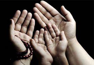 از خدا یاری بخواهیم یا از پیامبر و ائمه