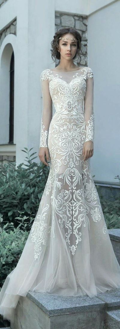 لباس عروس 2018؛ لباس عروس بدنما و طرح شکوفه دار