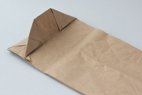 عکس ساخت کاردستی سگ با پاکت کاغذی