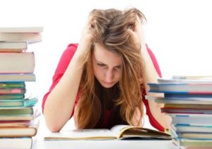 ازدواج نمی کنم چون می خواهم درس بخوانم