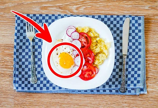 عکس تخم مرغ  در صبحانه برای ترک اشتهای کاذب بعد از شام