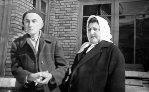 عکس نیما یوشیج و همسرش عالیه جهانگیری