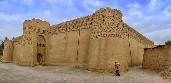 قلعه مهرجرد- عکس قلعه مهرجرد