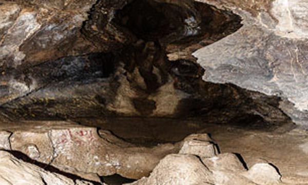غار پلنگ سمیرم- عکس غار پلنگ سمیرم