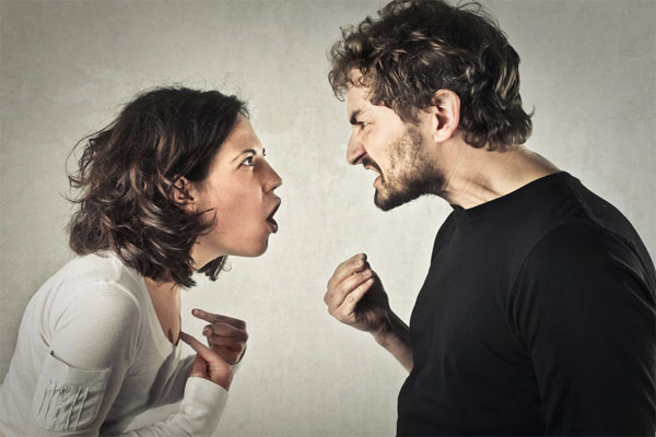 عکس دعوای زن و شوهر ، کنترل خشم در زندگی زناشویی