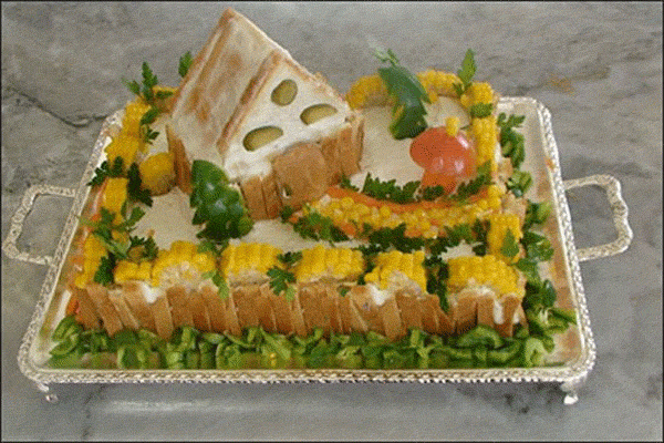 تزئین کیک مرغ با نان تست 