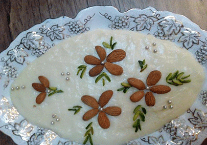 طرز تهیه فرنی برای نوزاد ۵ ماهه (۲ روش)