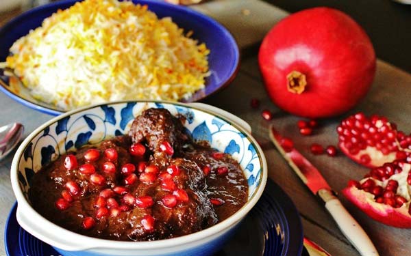 عکس شب یلدا - تزیین سفره یلدا عکس شب یلدا - تزیین سفره یلدا