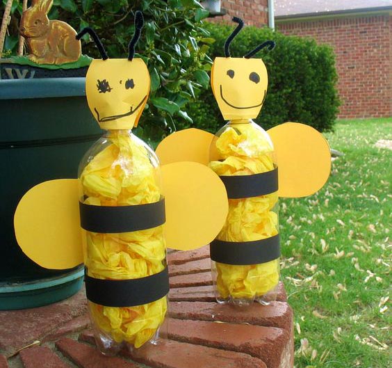 عکس ساخت کاردستی زنبور با بطری نوشابه