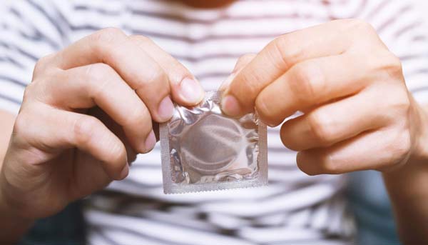 احتمال بارداری با کاندوم چقدر است؟