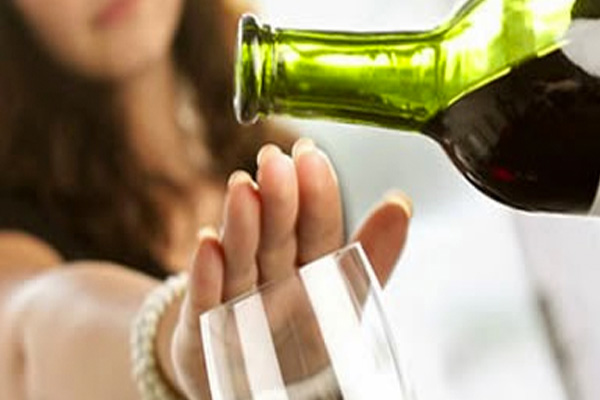ترک الکل برای افزایش احتمال بارداری