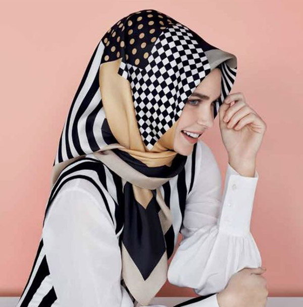 مدل روسری سفید مشکی از بهترین برندهای ترکیه ای